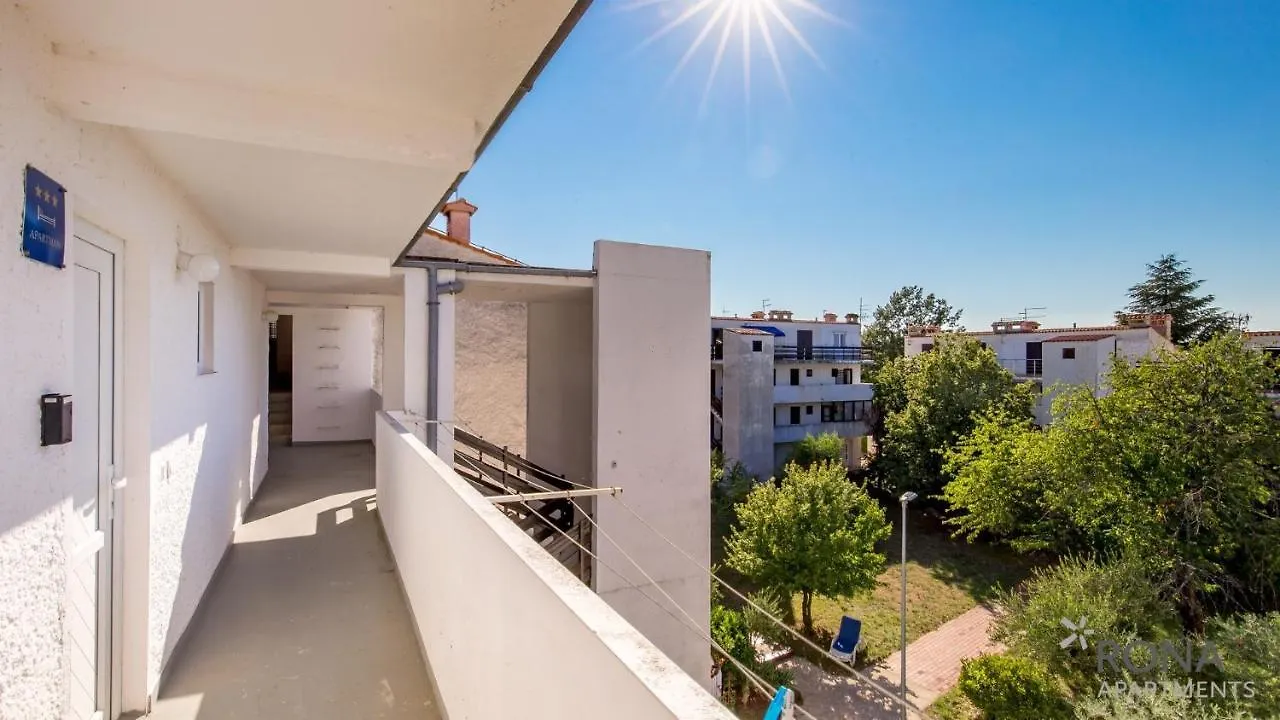 Rona Apartment Ivana Poreč 0*,